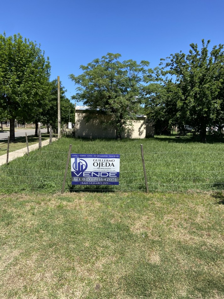 CLASON Terreno en venta - Calle Los Leones y Cordoba