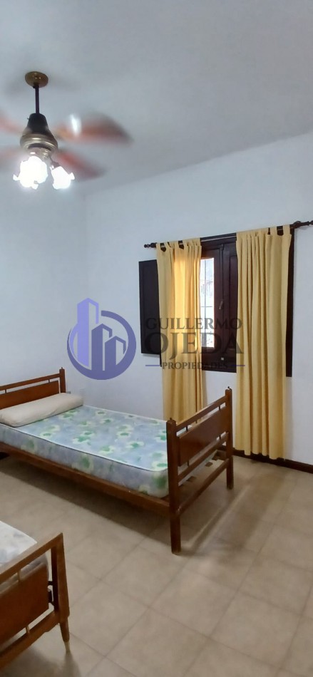 Casa con pileta a la venta en centeno 