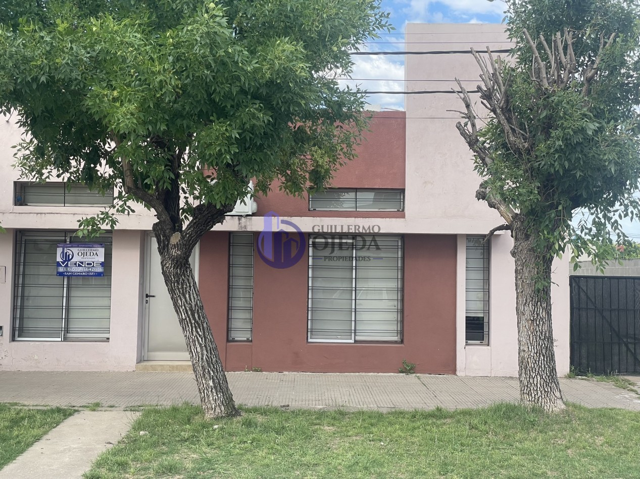 Casa con pileta a la venta en centeno 