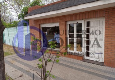 Casa con local Comercial en Casilda